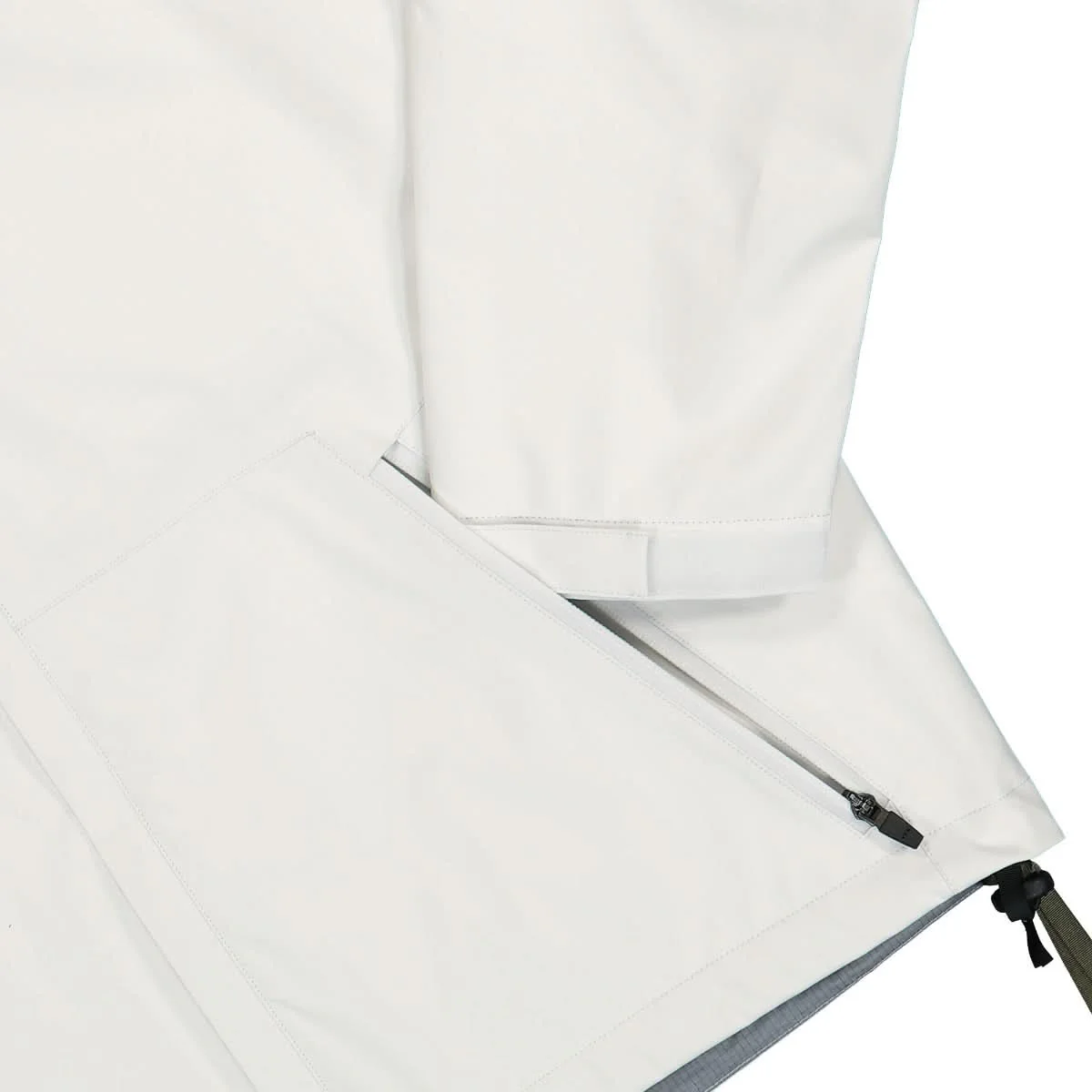3L Gore-Tex Pro Interops Jacket - Image 4