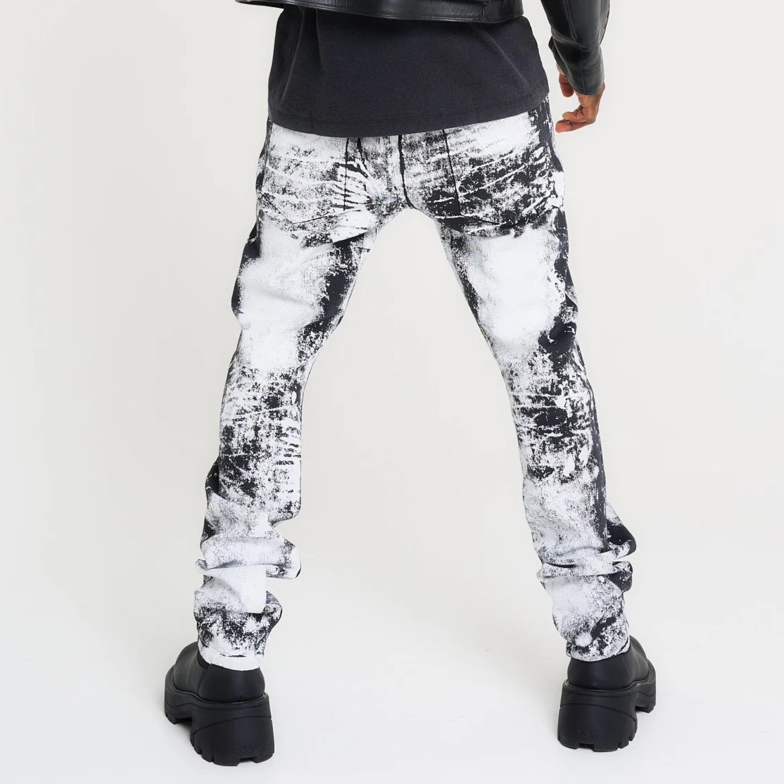 5 Pocket Treated Skinny Jean - Image 3