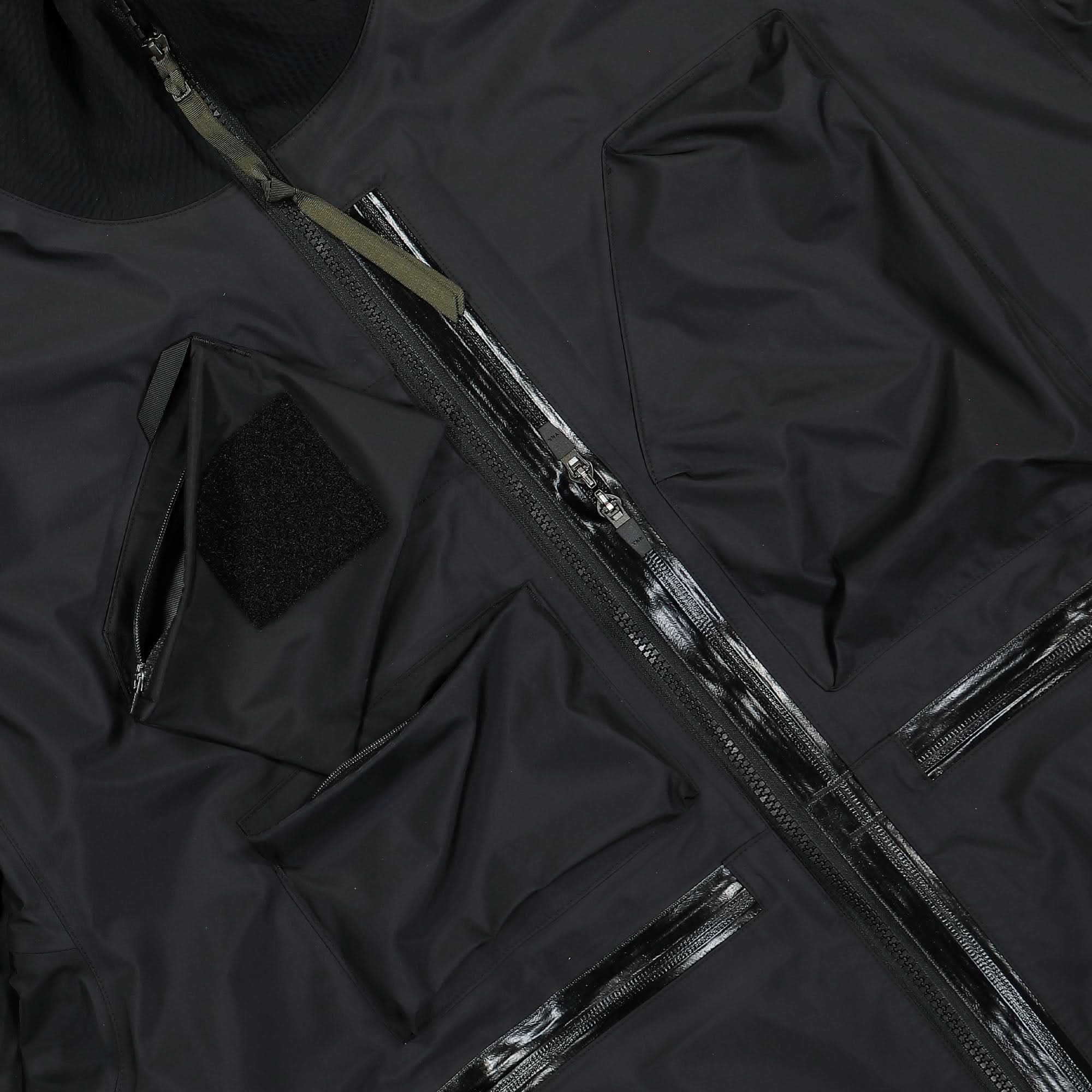 3L Gore-Tex Interops Jacket - Image 5