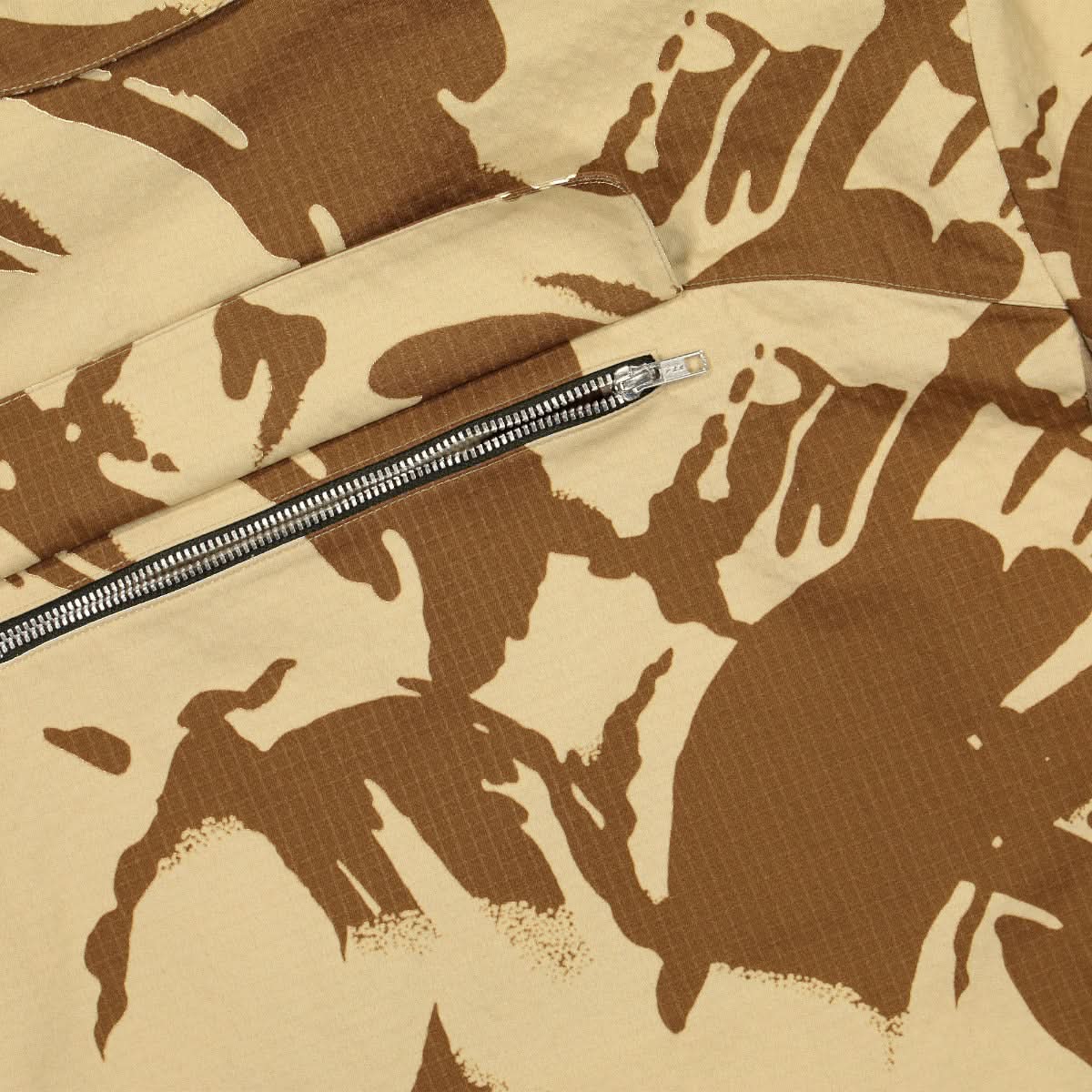 Camo Hunting Jacket - Image 5