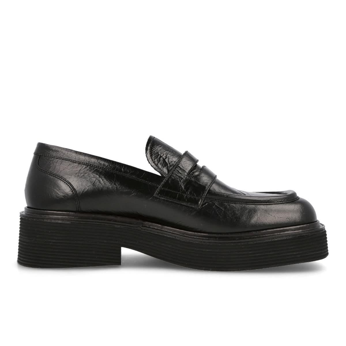 Moccasin Shoe - Image 2