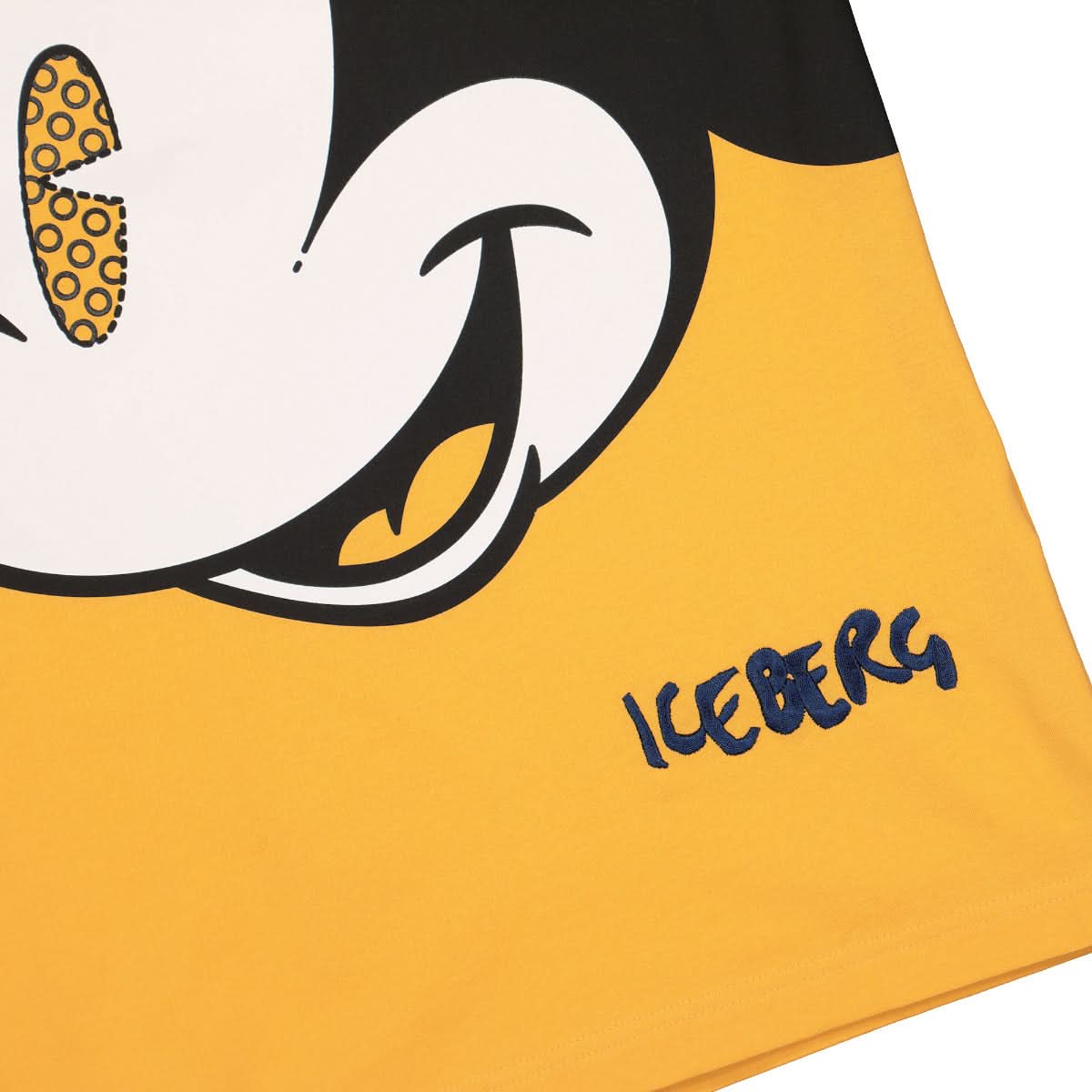 T-Shirt - Image 4