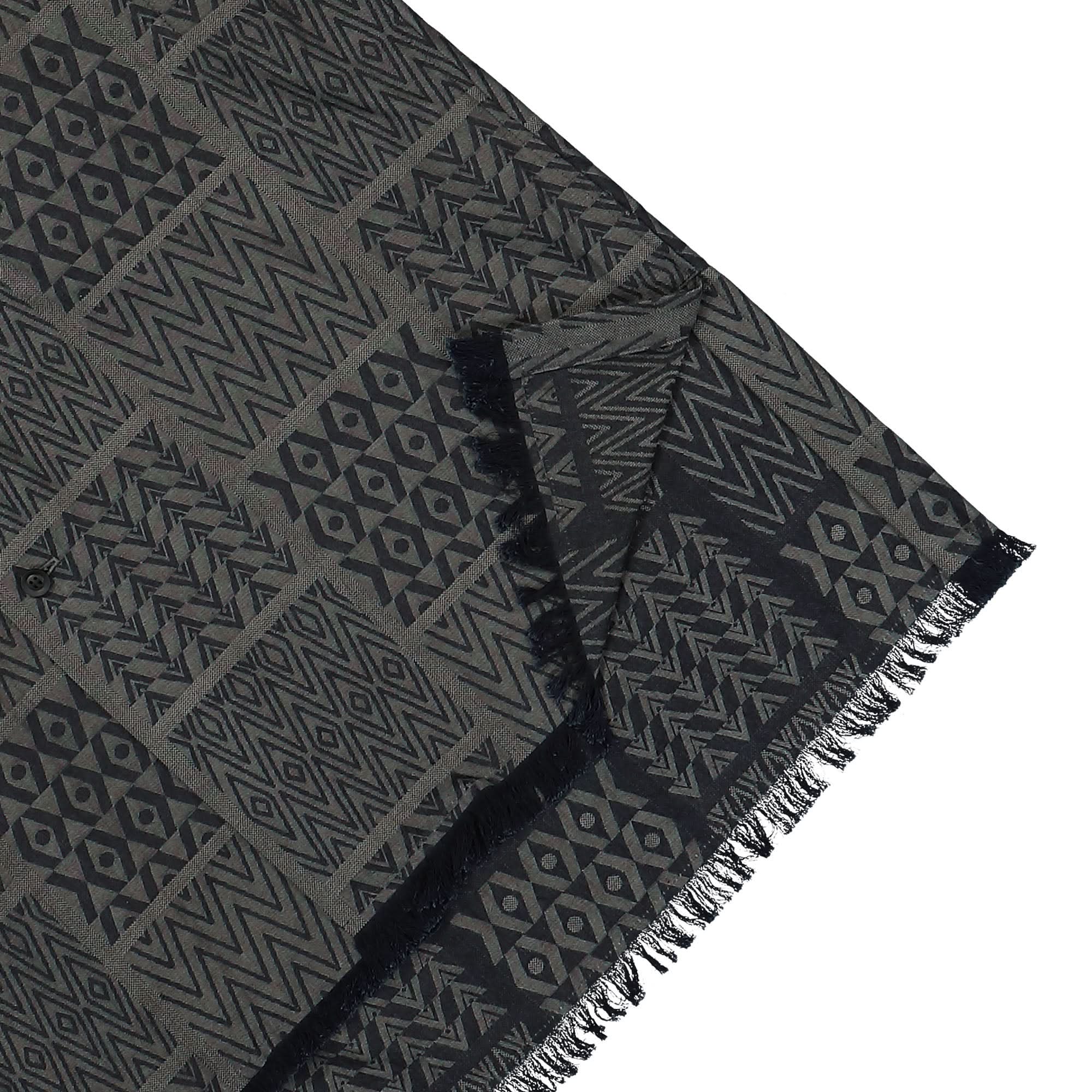 Open Collar Pattern Shirt - Image 4